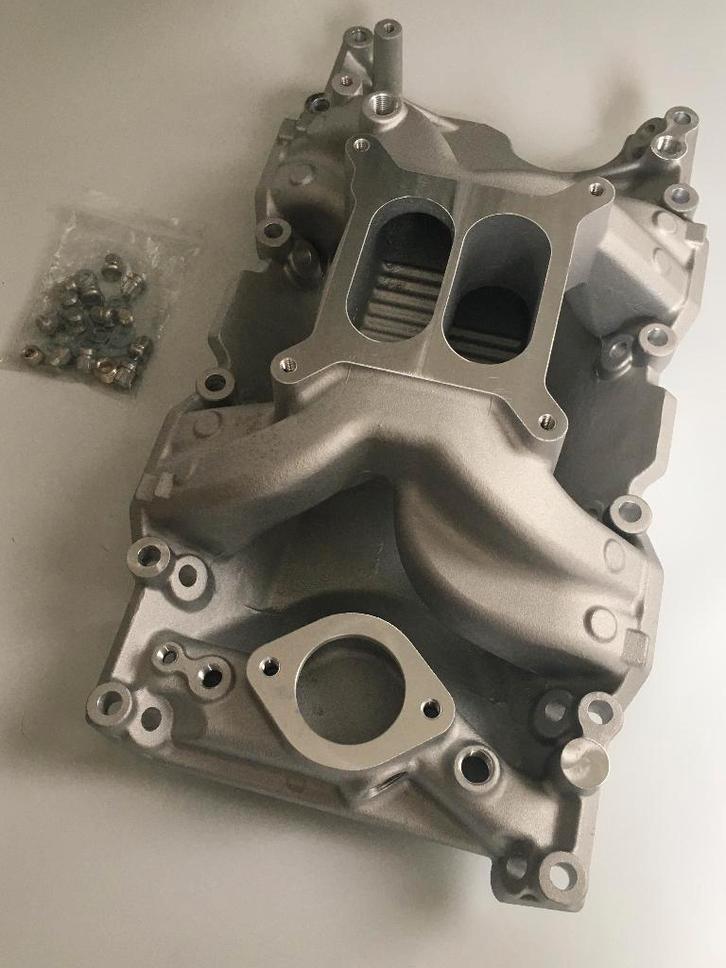 Te koop Inlaatspruitstuk 4 barrel Dodge w200 d200 ramcharger, Auto diversen, Overige Auto diversen, Ophalen of Verzenden