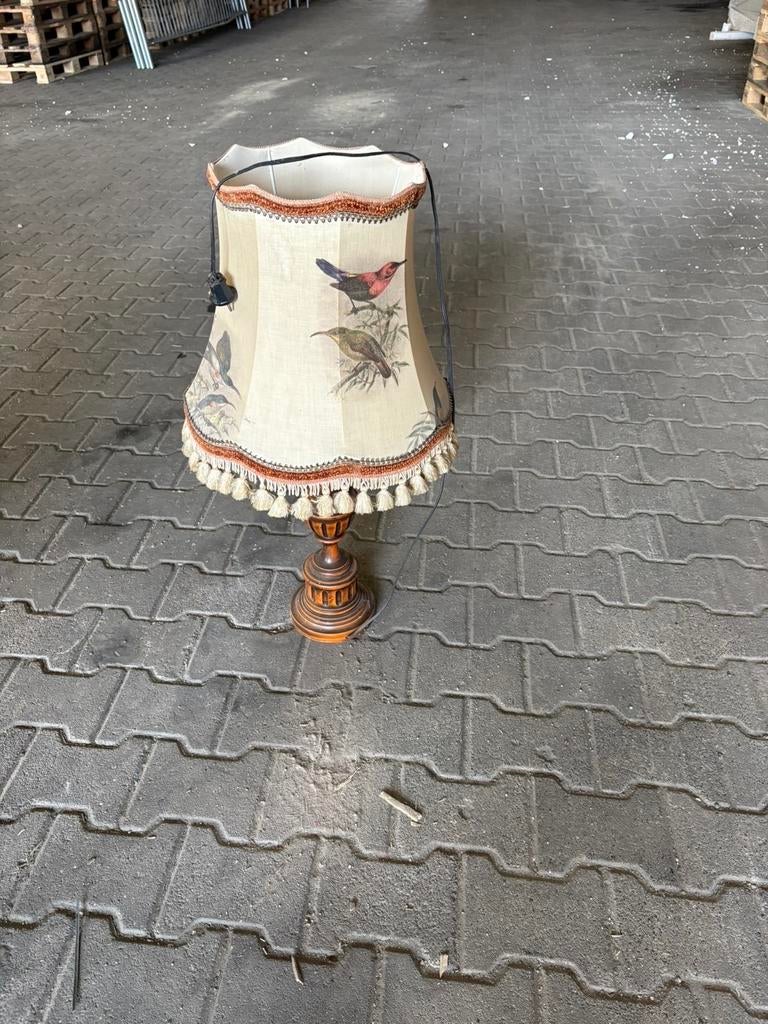 Antieke lamp met vogels, Verzenden