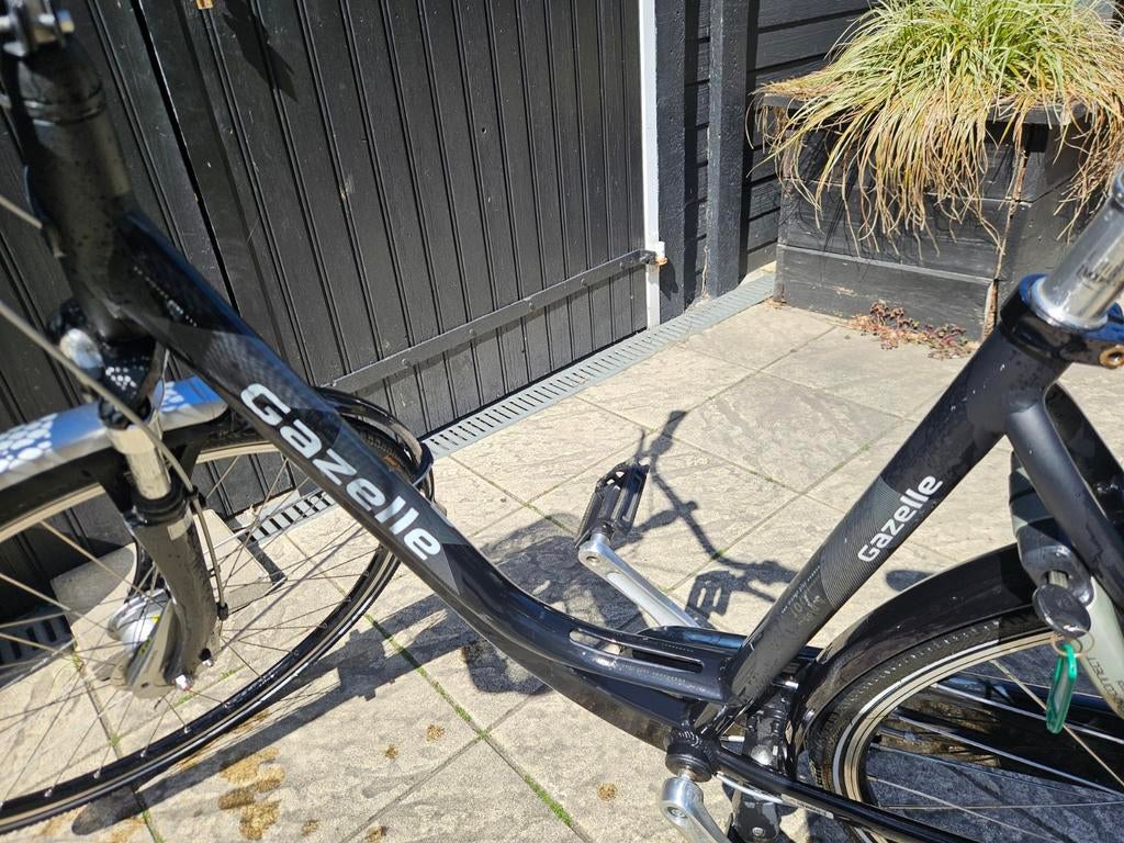 Gazelle damesfiets met mand en bagagedrager, Ophalen, Velgrem, Versnellingen, Gazelle