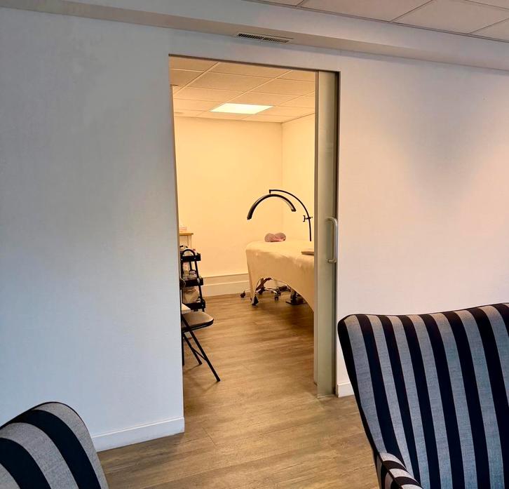 Praktijk- of werkruimte all-in (9m²) – Deventer ️, Huizen en Kamers, Kamers te huur, Deventer