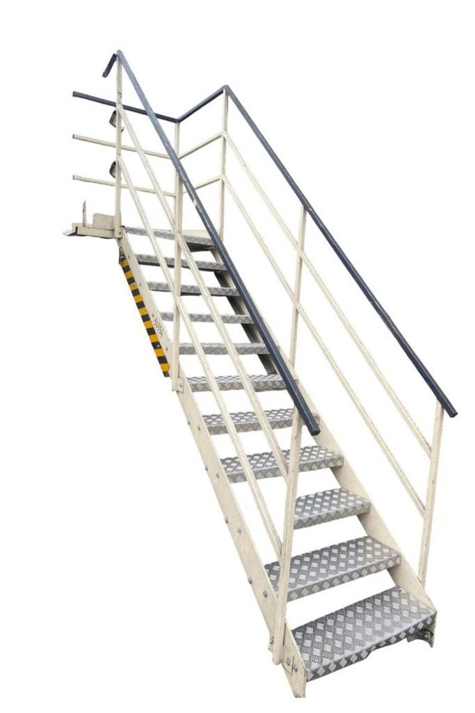 Stalen trap ındustrietrap  Buitentrap, Doe-het-zelf en Verbouw, Ladders en Trappen, Gebruikt, 2 tot 4 meter, Ophalen of Verzenden