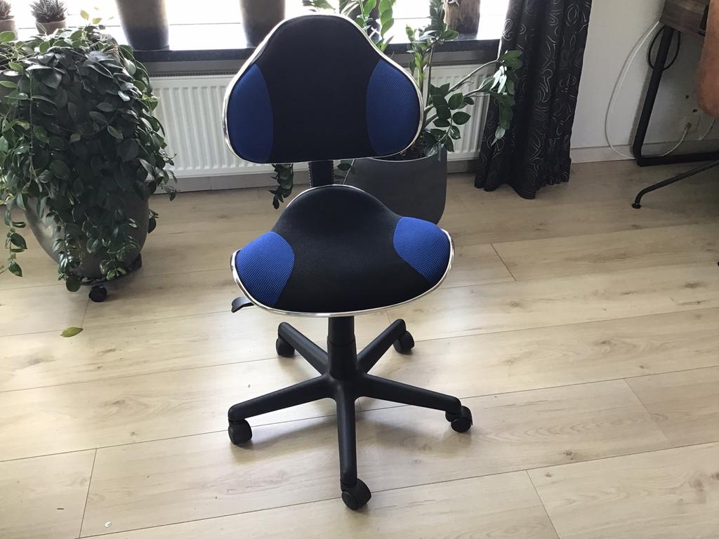 Mooie bureaustoel., Huis en Inrichting, Ophalen, Zo goed als nieuw, Blauw, Bureaustoel