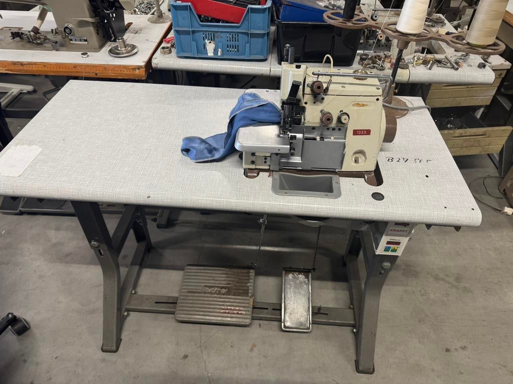 Industriele lockmachine overlock brother 3draads motor nieuw, Gebruikt, Brother, Brother, Brother
