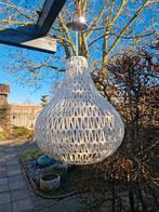 Witte macramé hanglamp, bohemien stijl, Ophalen, Gebruikt, Stof, 50 tot 75 cm