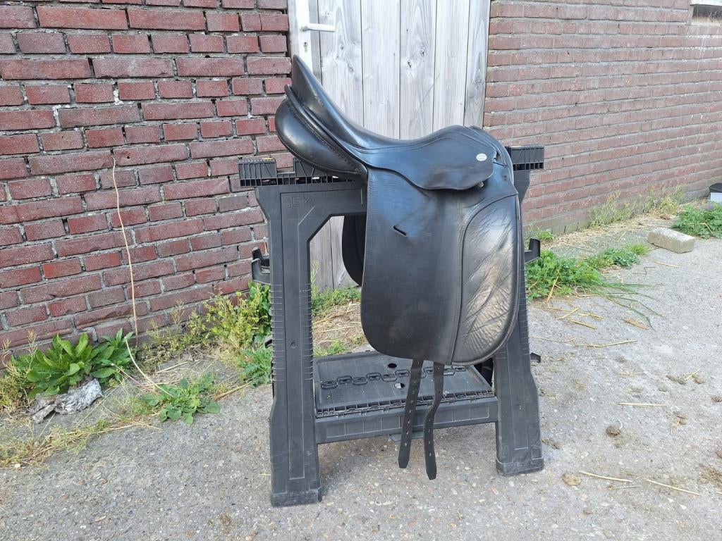 Wintec en nog wat andere merken zadels, Dieren en Toebehoren, Paarden en Pony's | Zadels, Ophalen, Gebruikt