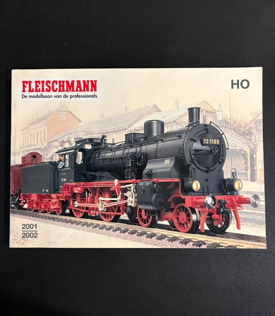 Fleischmann - brochure H0 (2001-2002), Hobby en Vrije tijd, Gelijkstroom, Fleischmann, Zo goed als nieuw, Boek, Tijdschrift of Catalogus