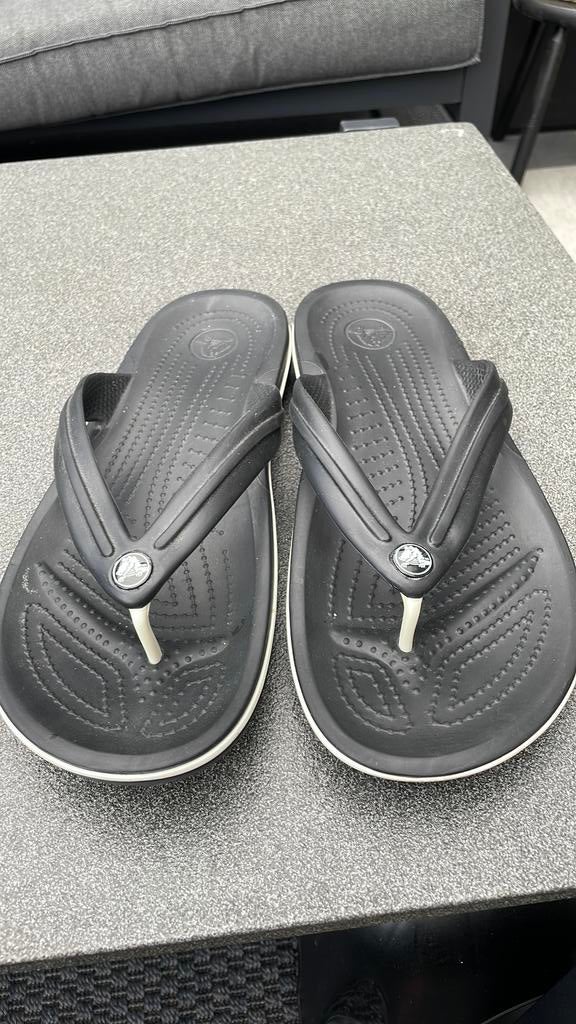 Crocs teenslipper 43, Ophalen of Verzenden, Zo goed als nieuw