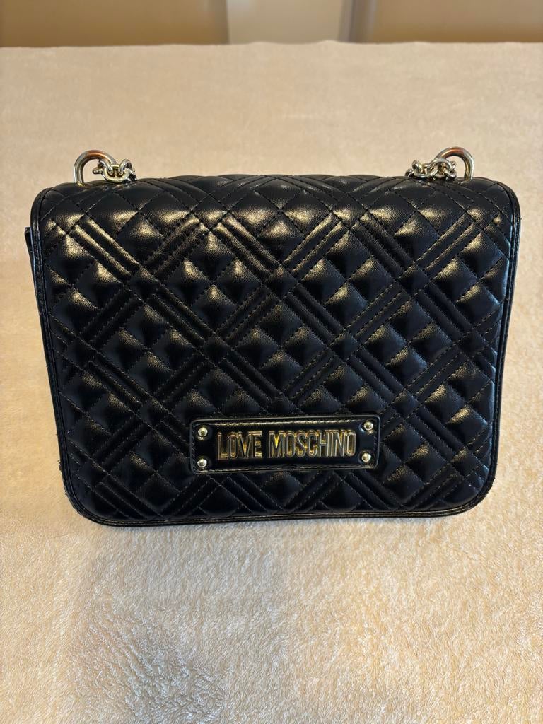 Love Moschino Gewatteerde Schoudertas Zwart, Ophalen of Verzenden, Zo goed als nieuw, Zwart, Schoudertasje