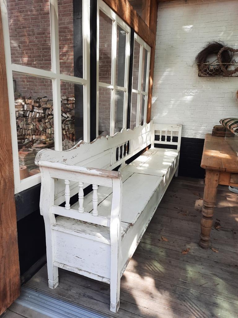 Grote antieke klepbank, Ophalen