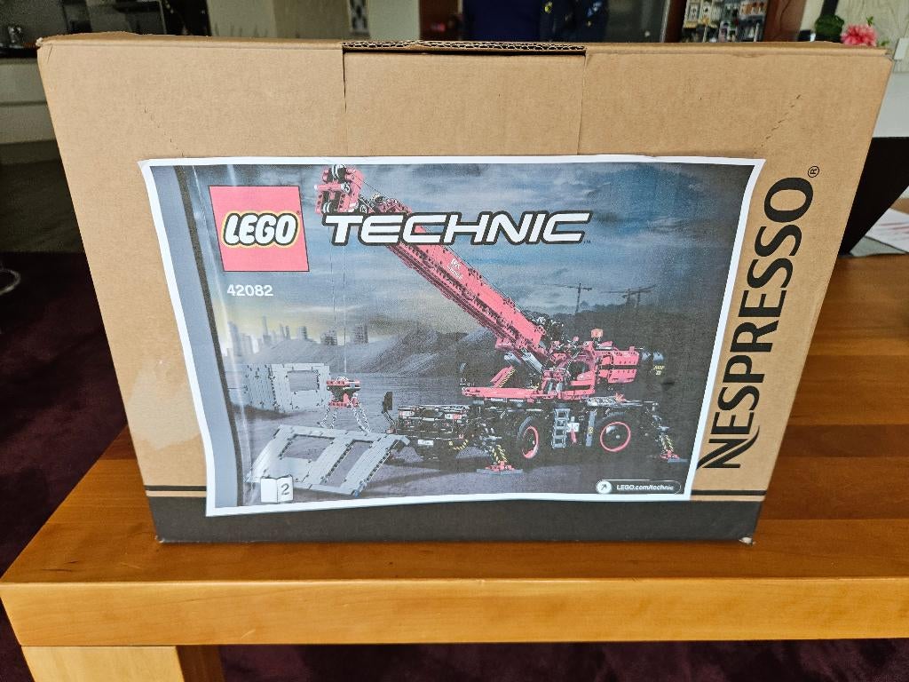 LEGO Technic Kraan voor alle Terreinen - 42082, Kinderen en Baby's, Speelgoed | Duplo en Lego, Ophalen of Verzenden, Zo goed als nieuw