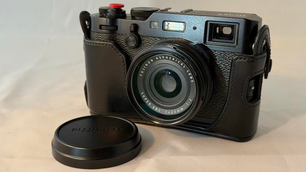 Fujifilm X100F Compactcamera met Leren Hoes, Compact, Ophalen of Verzenden, Zo goed als nieuw, Fuji