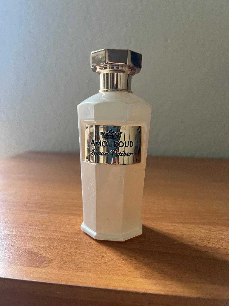 Amouroud Lunar Vetivier, Ophalen of Verzenden, Gebruikt