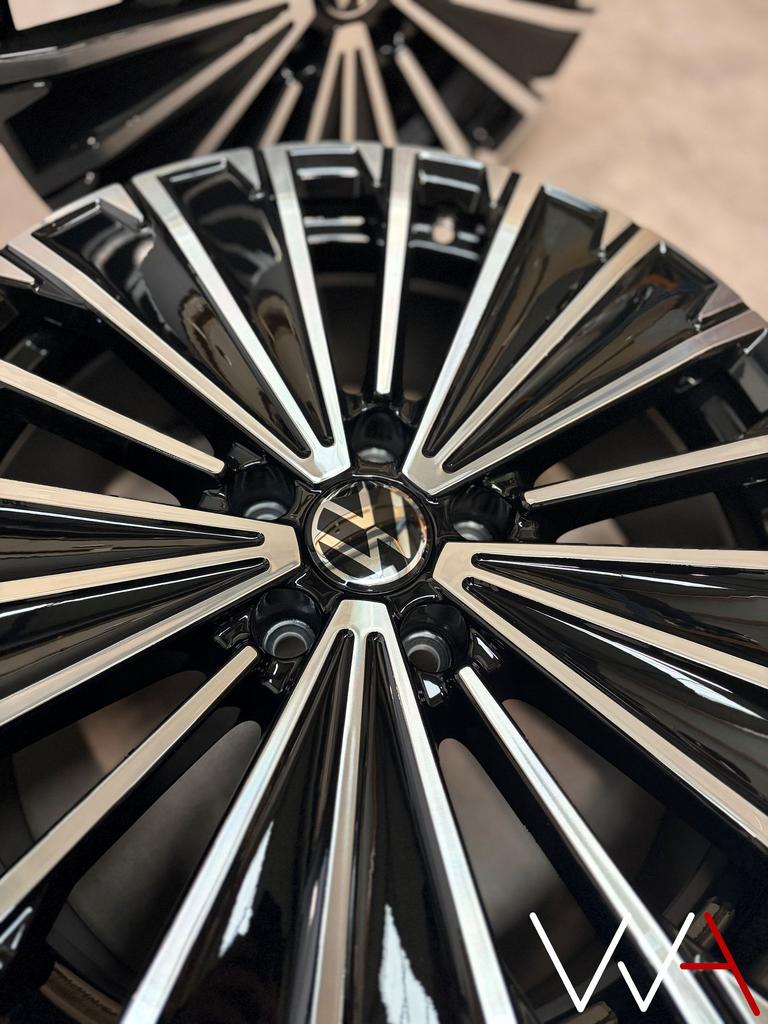 18'' Volkswagen Tiguan 3 CT ''Napoli'' velgen BTW DEMO, 18 inch, Gebruikt, Velg(en), -