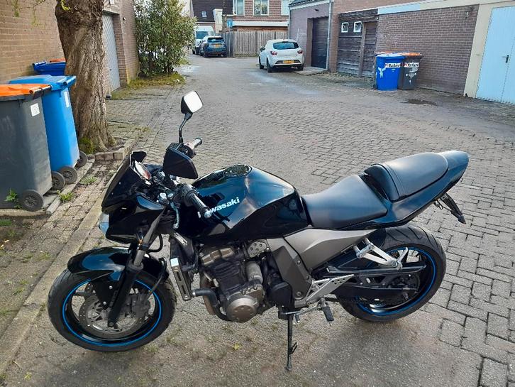 Kawasaki Z750, Motoren, Motoren | Kawasaki, Particulier, Naked bike, meer dan 35 kW, 4 cilinders, Motorrijbewijs A, LED Verlichting