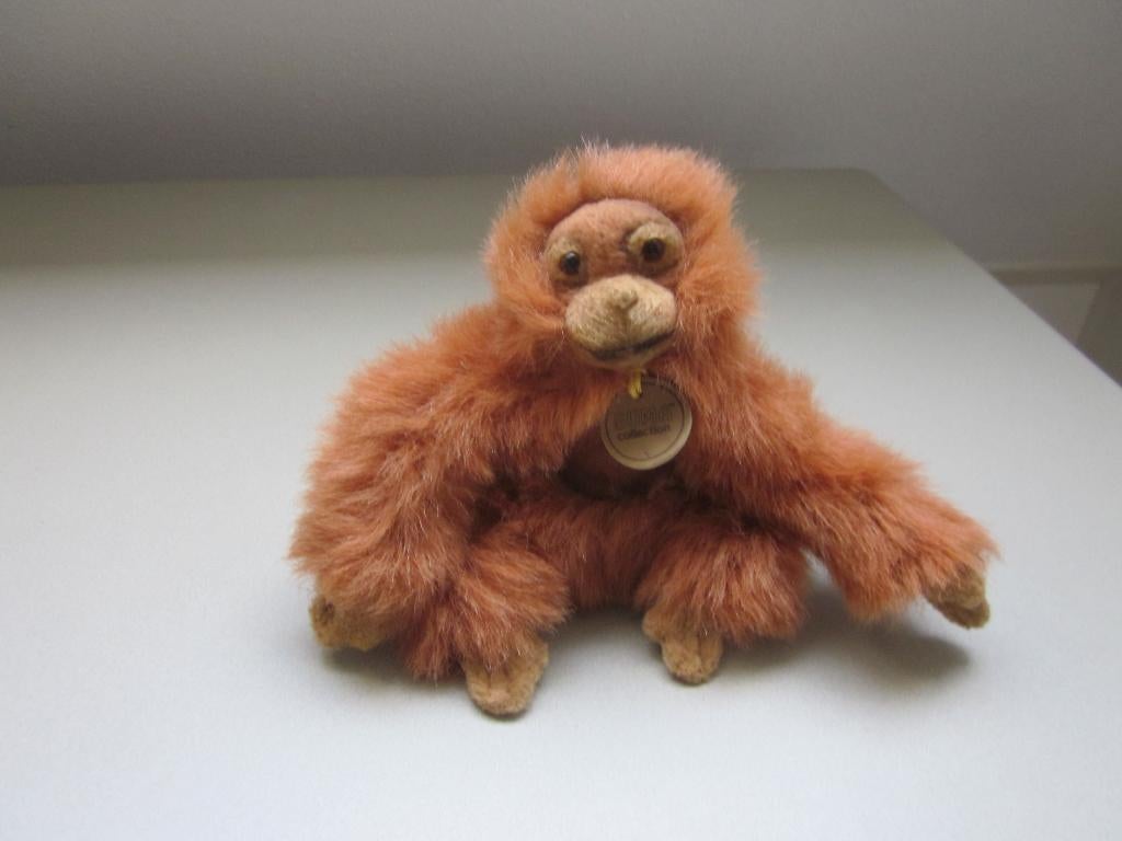 SUMA Collection Ravensden Rushden roodbruin pluche gorilla, Ophalen of Verzenden, Nieuw, Overige typen