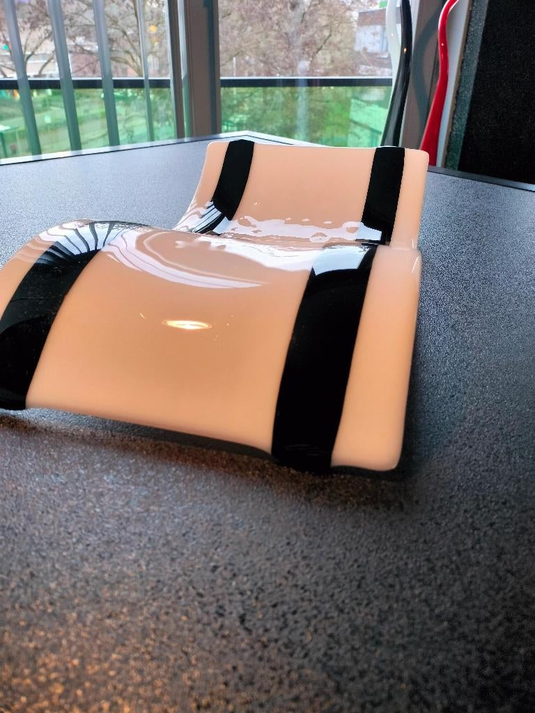 Italie Schaal Glas Wit Zwarte Lijnen Golvend 1990, Antiek en Kunst, Antiek | Glas en Kristal, Ophalen of Verzenden