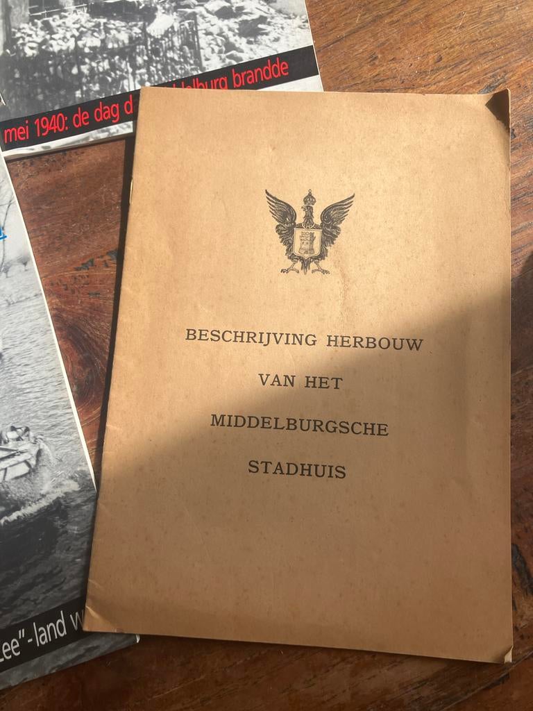 Middelburgse geschiedenis boeken en tijdschriften, Ophalen of Verzenden, Gelezen