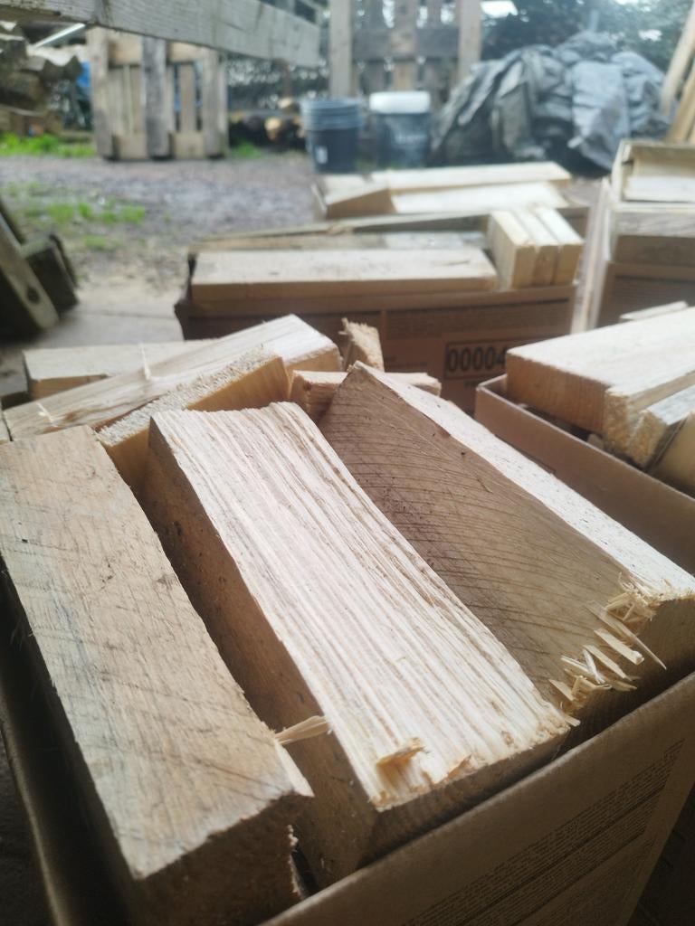 Schoon haardhout stookhout brandhout openhaardhout, Tuin en Terras, Haardhout, Minder dan 3 m³, Ophalen