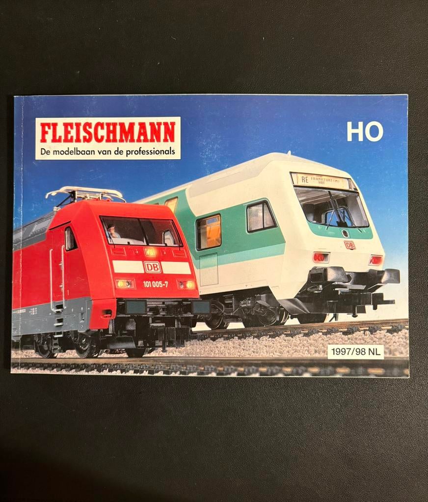 Fleischmann - brochure H0 (1997-1998), Hobby en Vrije tijd, Gelijkstroom, Fleischmann, Zo goed als nieuw, Boek, Tijdschrift of Catalogus
