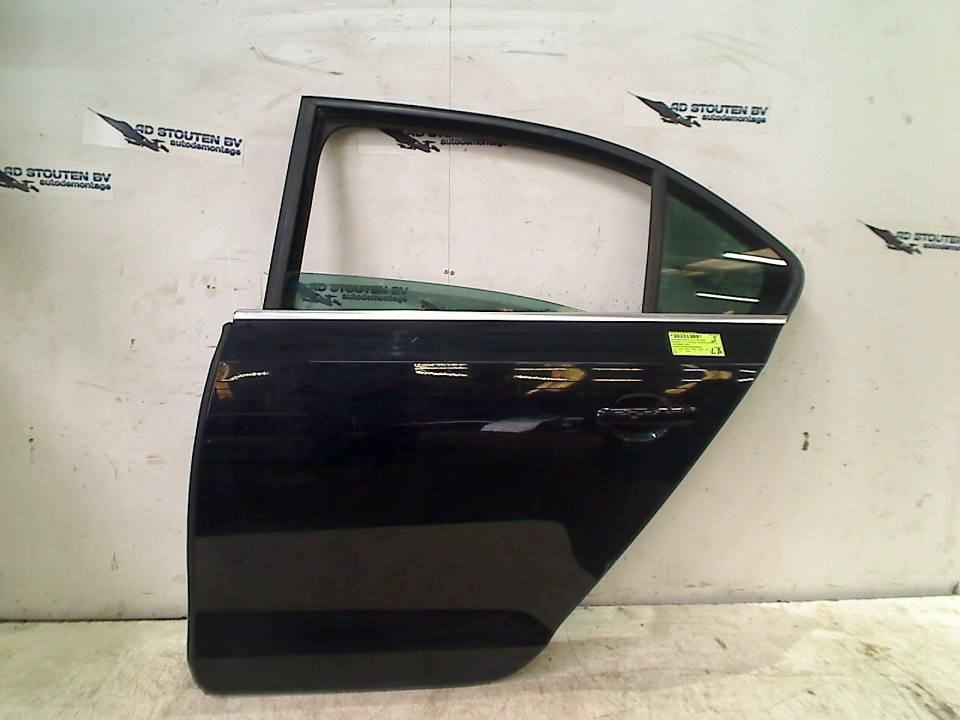 Portier Links Achter Volkswagen Jetta IV (162/16A) 2013, Auto-onderdelen, Gebruikt, Volkswagen, Volkswagen AG, Kundenbetreuung@volkswagen.de
