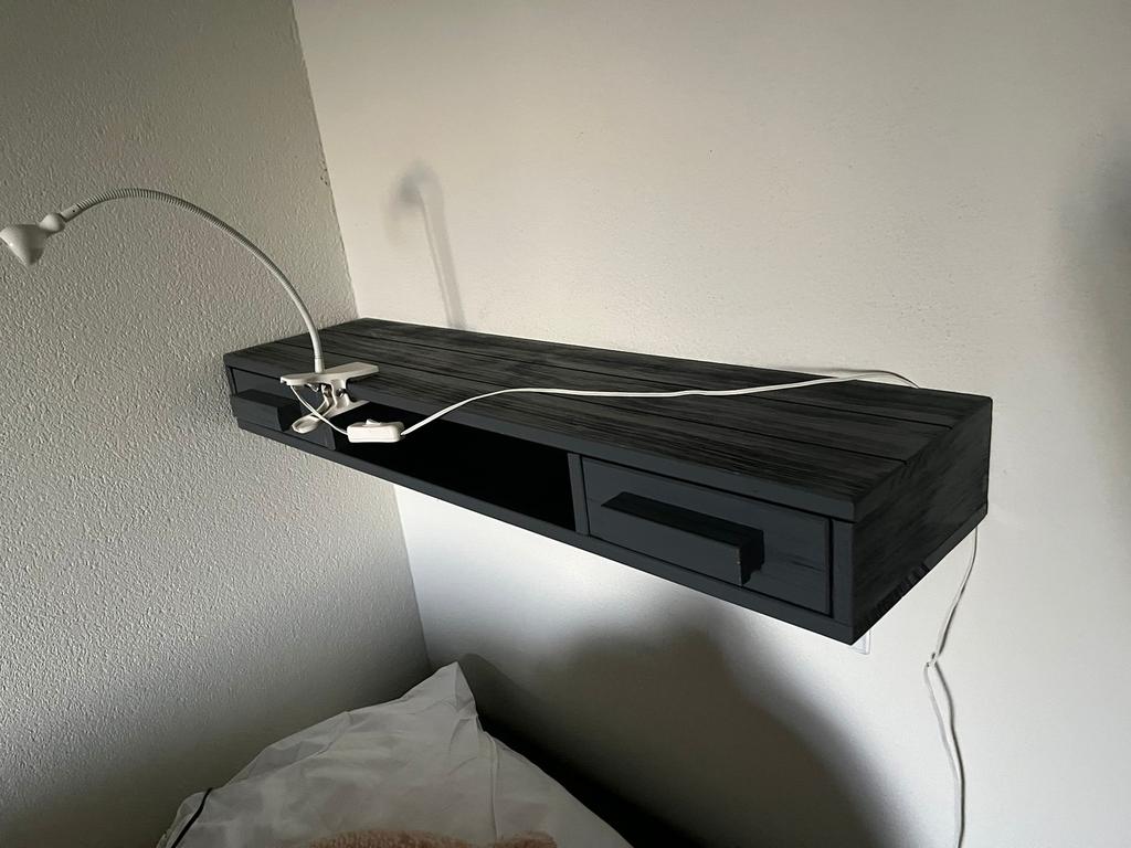 Dennis woood hangend nachtkastje, Ophalen, Zo goed als nieuw, 65 cm of meer, Minder dan 55 cm