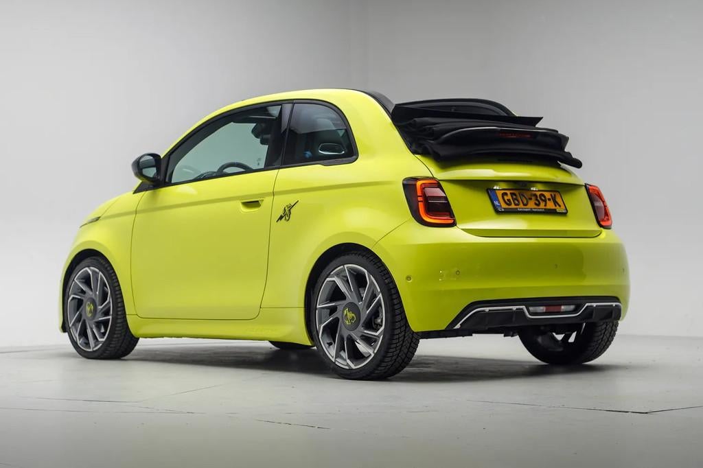 Fiat 500C Cabrio Abarth Turismo 42 kWh [ Navi Apple / Androi, Auto's, Fiat, Automaat, 0 cilinders, Gebruikt, 4 stoelen