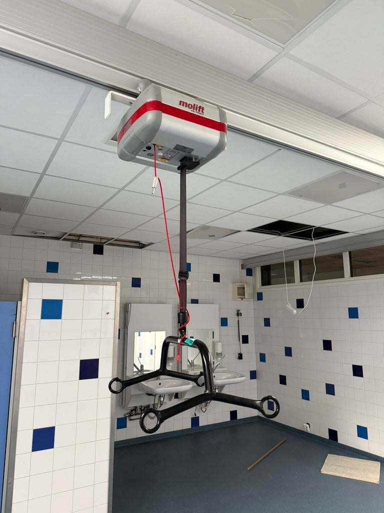 Professionele tillift - Molift model 2002, Diversen, Verpleegmiddelen, Ophalen, Gebruikt, Molift, X