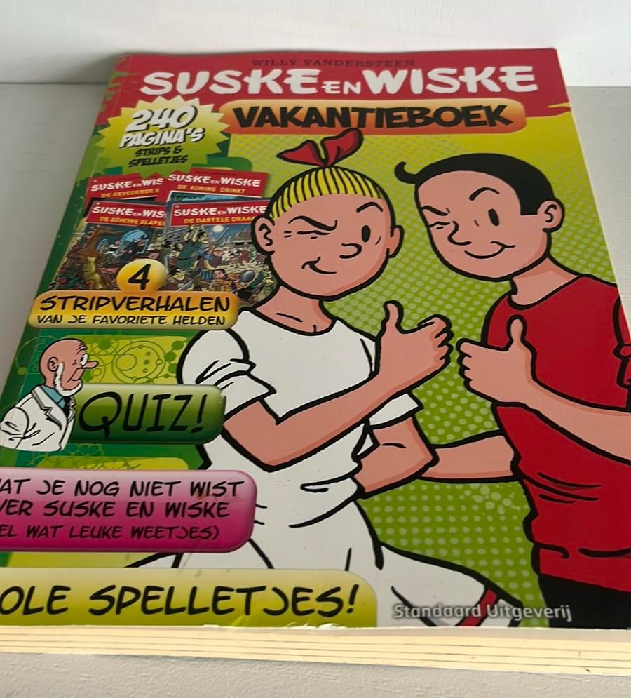 Suske en wiske vakantie doeboek, Meerdere stripboeken, Ophalen of Verzenden, Zo goed als nieuw