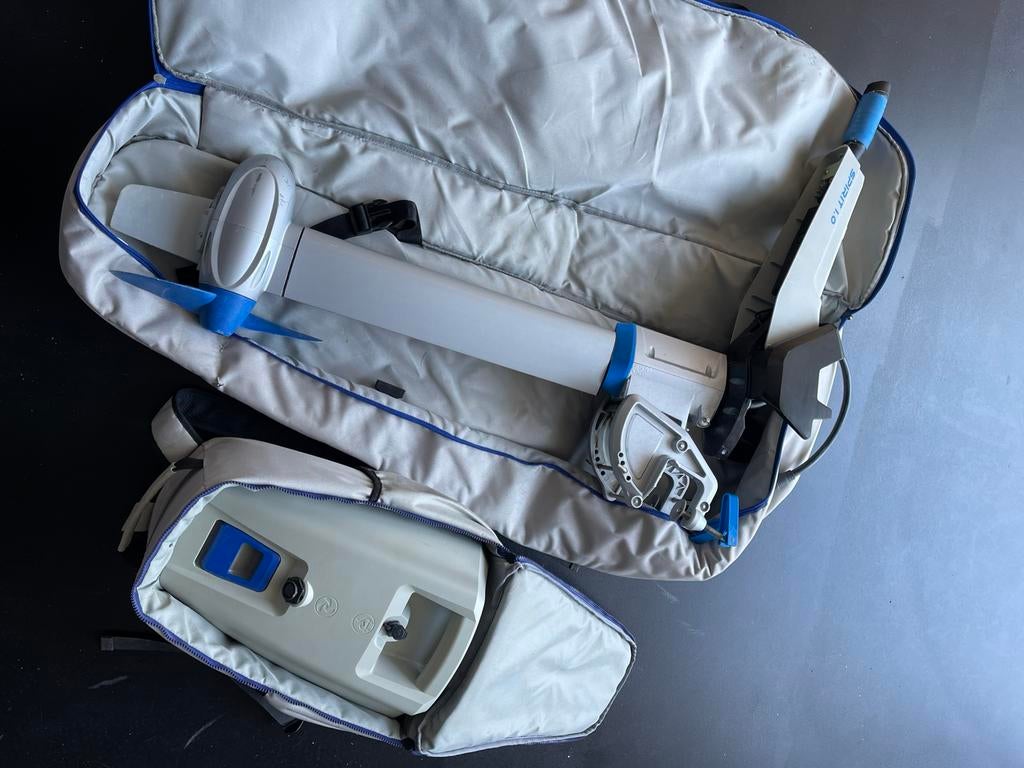 Epropulsion spirit met tassenset en batterij en oplader, Watersport en Boten, Ophalen, Zo goed als nieuw, Motor en Techniek, Zeilboot of Motorboot