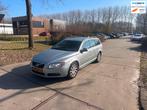 Volvo V70 2.0 D3 Limited Edition Clima.Navi.leder, Auto's, Voorwielaandrijving, Euro 5, 1566 kg, Gebruikt