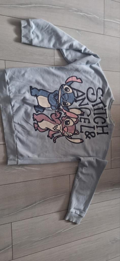 Lichtblauwe Stitch trui maat 170, Ophalen of Verzenden