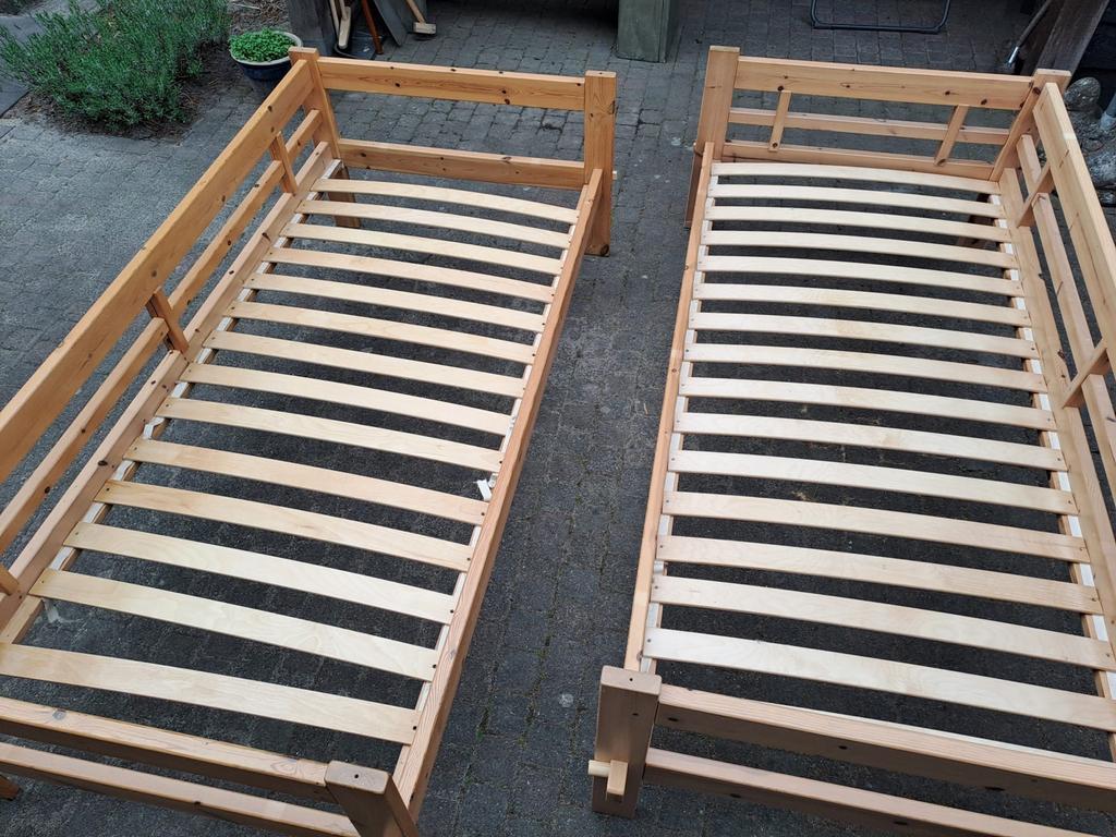 2x Lifetime bedden, Ophalen, Gebruikt, 90 cm, Eenpersoons