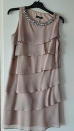 Heel mooi net coctail jurkje maar 40 van het merk Mariposa, Kleding | Dames, Maat 38/40 (M), Beige, Ophalen of Verzenden, Zo goed als nieuw
