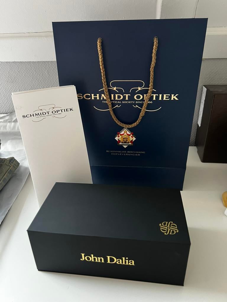 John Dalia Paolo, Ophalen, Zo goed als nieuw