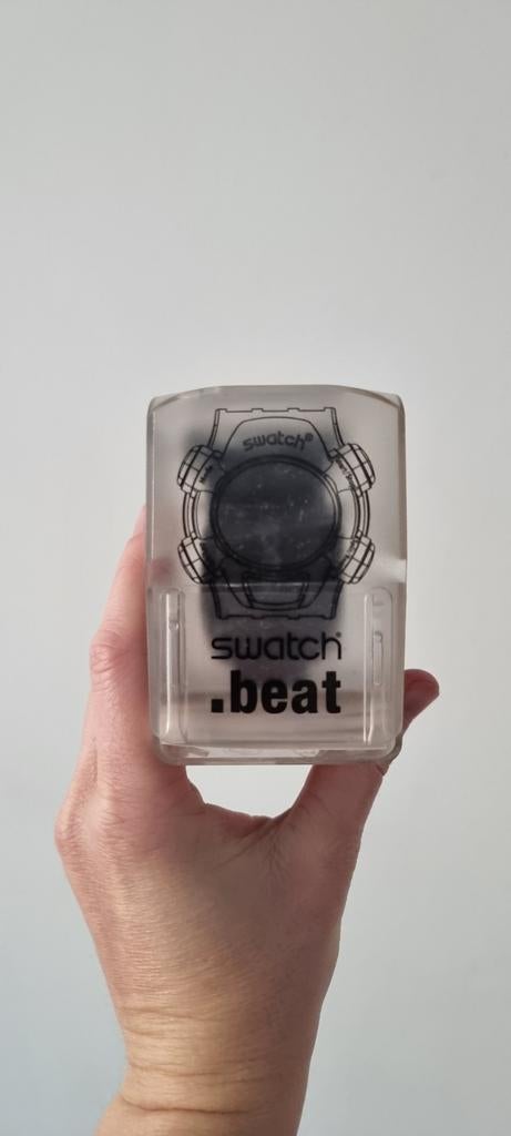 Swatch Beat Retro Horloge - Zo goed als nieuw, Ophalen, Kunststof, Polshorloge, Swatch