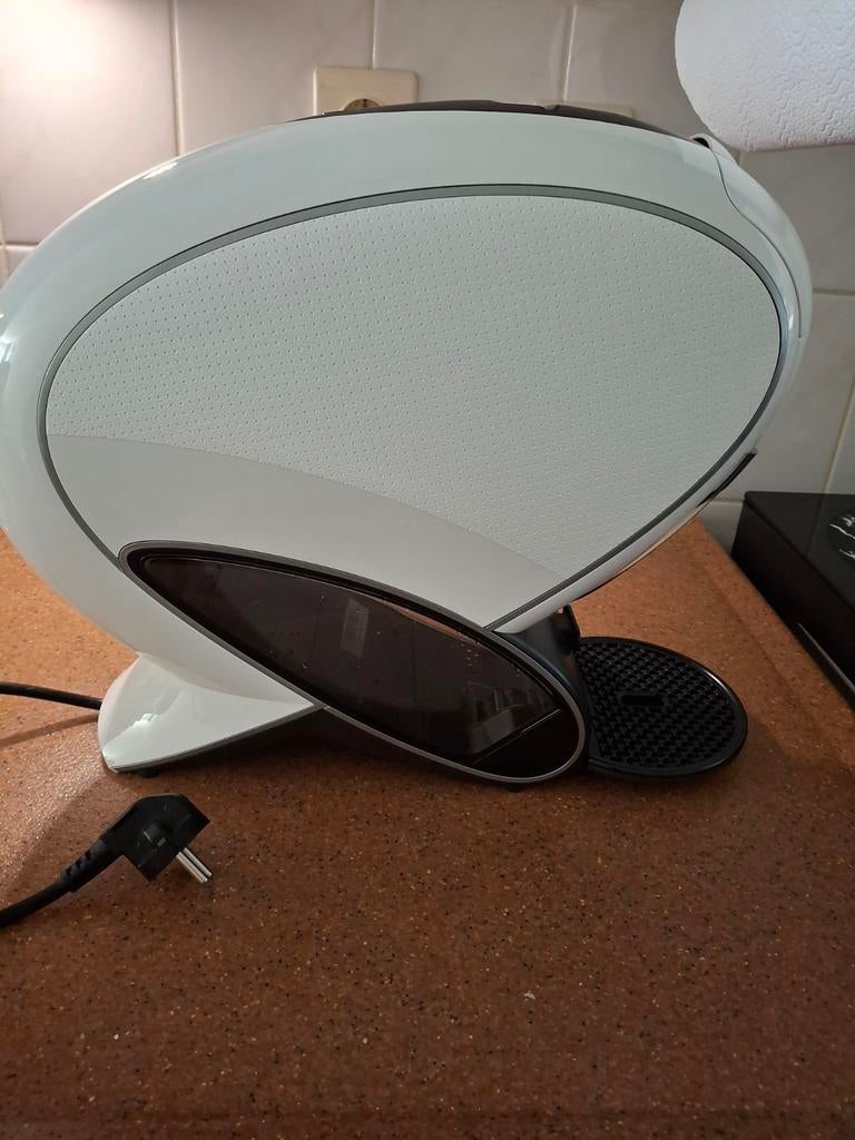 Dolce Gusto Neo, Witgoed en Apparatuur, Koffiezetapparaten, Ophalen of Verzenden, Zo goed als nieuw, Koffiemachine