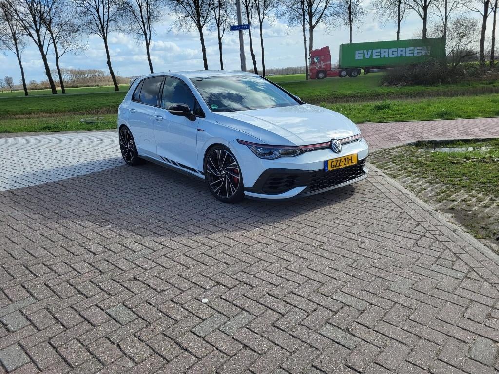 Volkswagen Golf 8 GTI 245pk 2020 Wit (Clubsport exterieur), Auto's, 730 kg, Zwart, 4 cilinders, 1984 cc
