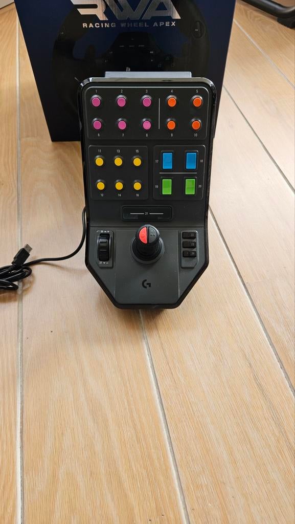 Logitech saitek side panel., Ophalen of Verzenden, Zo goed als nieuw, Overige controllers, PlayStation 4