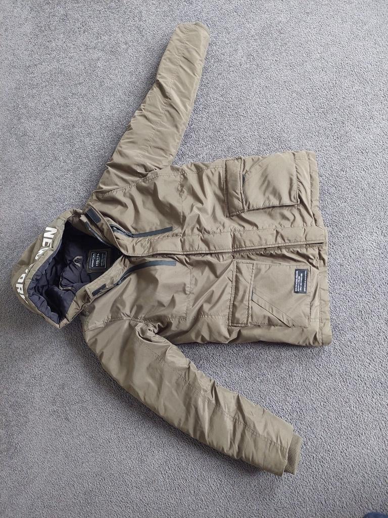 Warme legergroene winterjas, mt 170/176, Ophalen of Verzenden, Zo goed als nieuw, Jongen, Jas