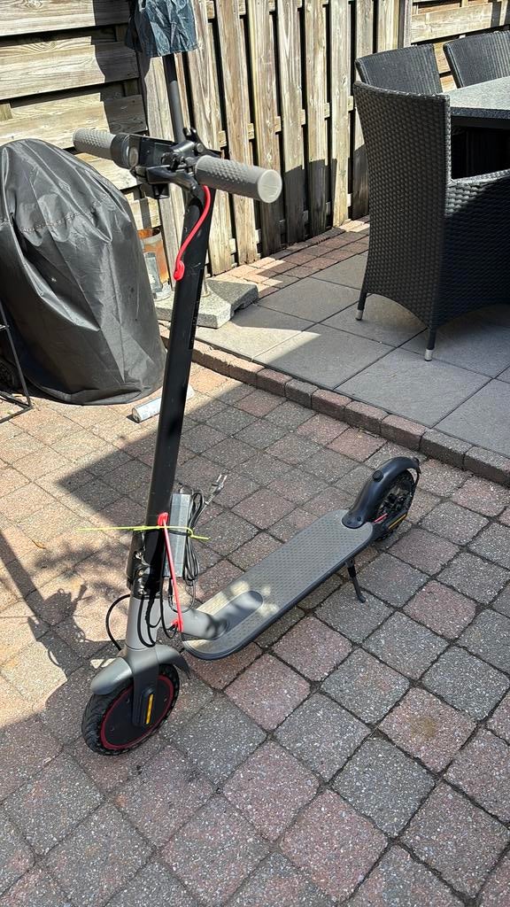Elektrische step, Fietsen en Brommers, Steps, Ophalen of Verzenden, Gebruikt, Elektrische step (E-scooter)