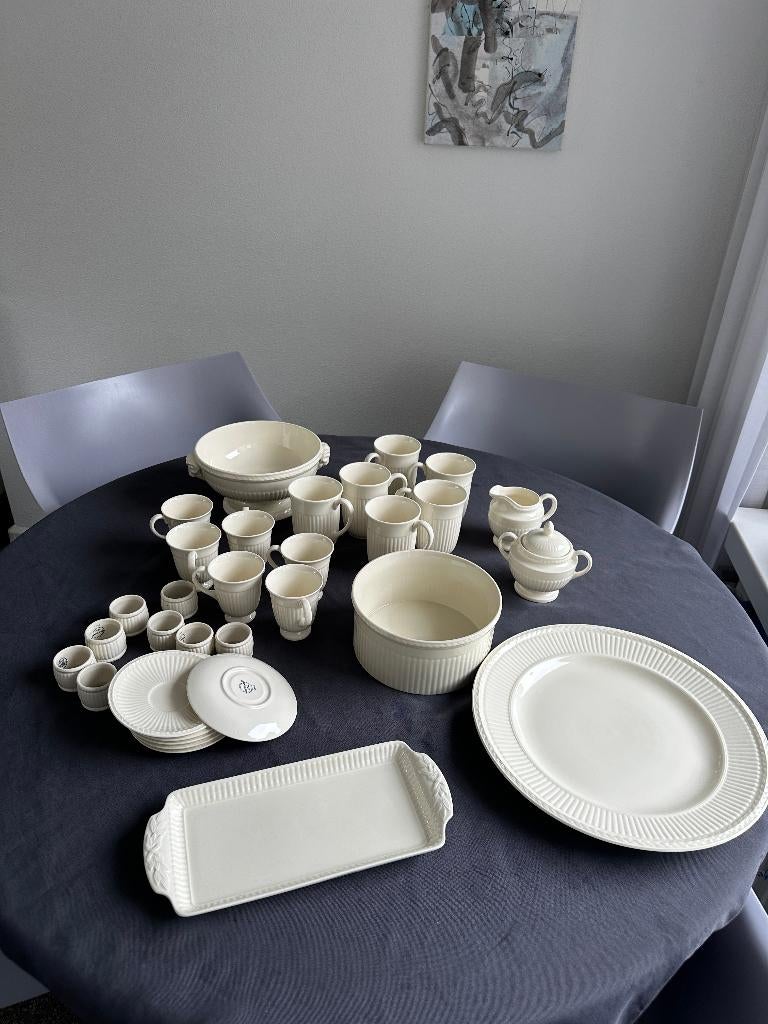 Wedgwood Edme servies set – 30-delig – ongebruikt, Huis en Inrichting, Keuken | Servies, Ophalen, Nieuw, Wedgwood, Aardewerk