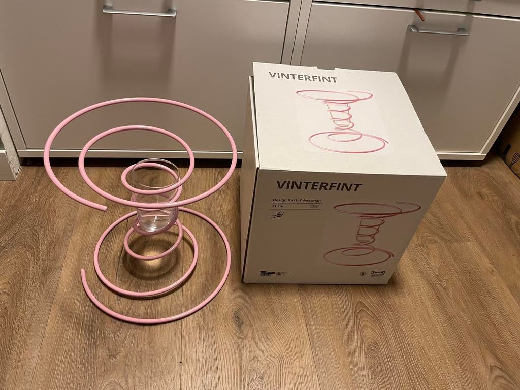 IKEA vinterfint roze vaas - design gustaf westman, Overige kleuren, Ophalen of Verzenden, Minder dan 50 cm, Glas