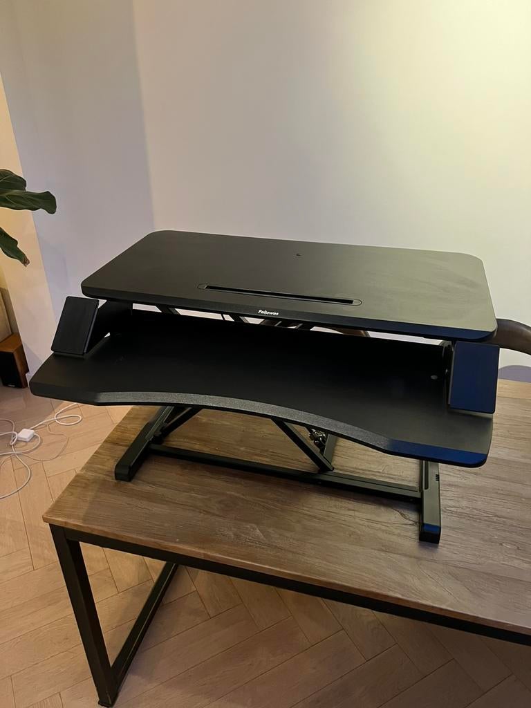 Fellowes Corsivo Zit-Sta Werkstation Zwart, Huis en Inrichting, Bureaus, Nieuw, Ophalen