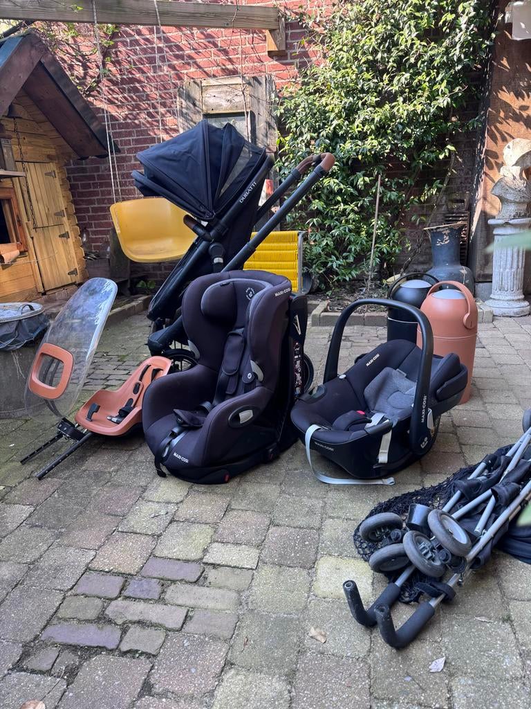 Complete babyset: Dubatti kinderwagen, Maxi Cosi, Bobike, Kinderen en Baby's, Ophalen of Verzenden, 0 t/m 13 kg, Maxi-Cosi, Gebruikt