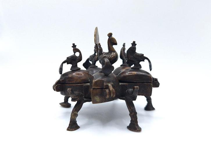 Indiase Tikadoos, Antiek en Kunst, Kunst | Niet-Westerse kunst, Verzenden