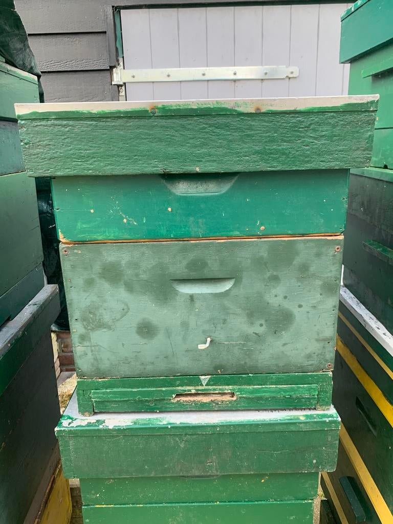 2e hands spaarkast compleet, Dieren en Toebehoren, Bijen