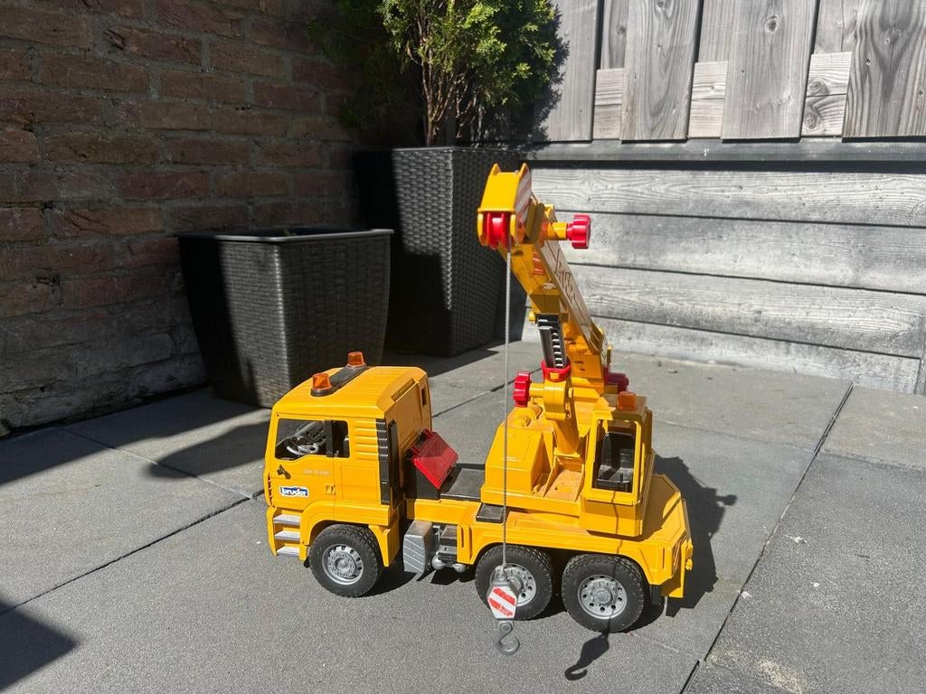 Bruder hijskraan, Ophalen, Overige merken