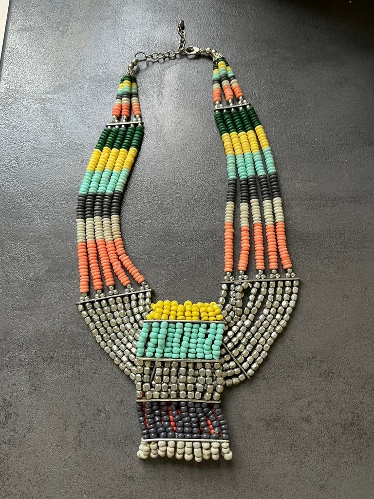 Vintage Tibetaanse halsketting, Ophalen of Verzenden, Zo goed als nieuw, Overige kleuren, Overige materialen