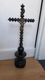 Antieke houten staand kruisbeeld, zie foto's, Ophalen of Verzenden