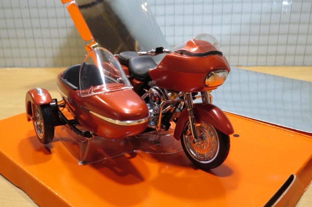 Harley Davidson sidecar / zijspan FLTR Road Glide 1:18 (18), Maisto, May Cheong Group France S.A.S., Nieuw, Ophalen of Verzenden